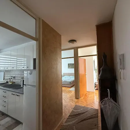 Ambrela 2 Apartment *