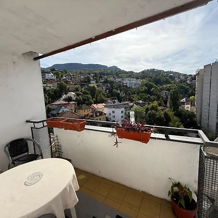 Apartament Ambrela 2 *